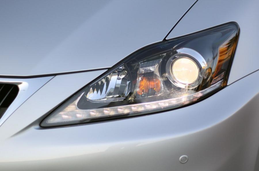 Lexus IS250 AWD 2011 года  (фото 41 из 43)